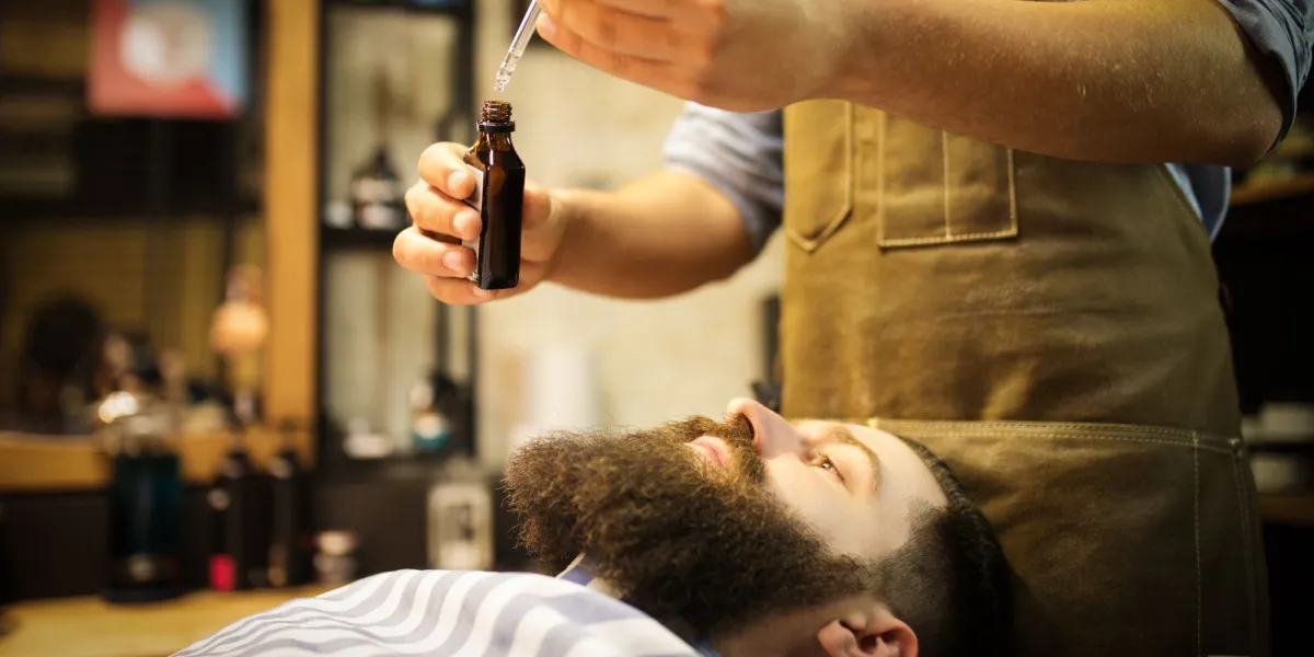 Repigmentacja siwch włosów brody