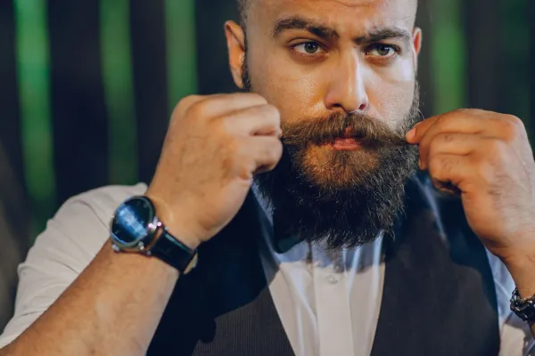 Jak dopasować brodę do kształtu twarzy