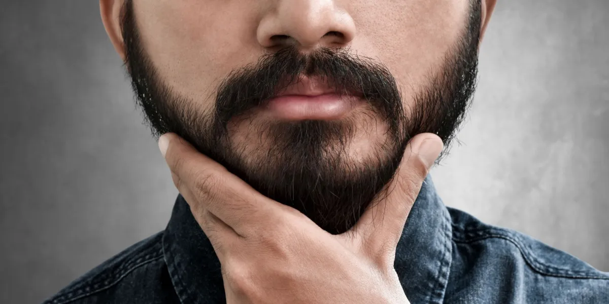 Czym farbować brodę?
